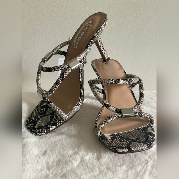 Scoop NYC Shoes - Scoop NYC Snakeskin Patterned Heels